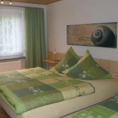 Hébergement de vacances Ferienhaus In Mit Moeblierter Terrasse Bad Elster